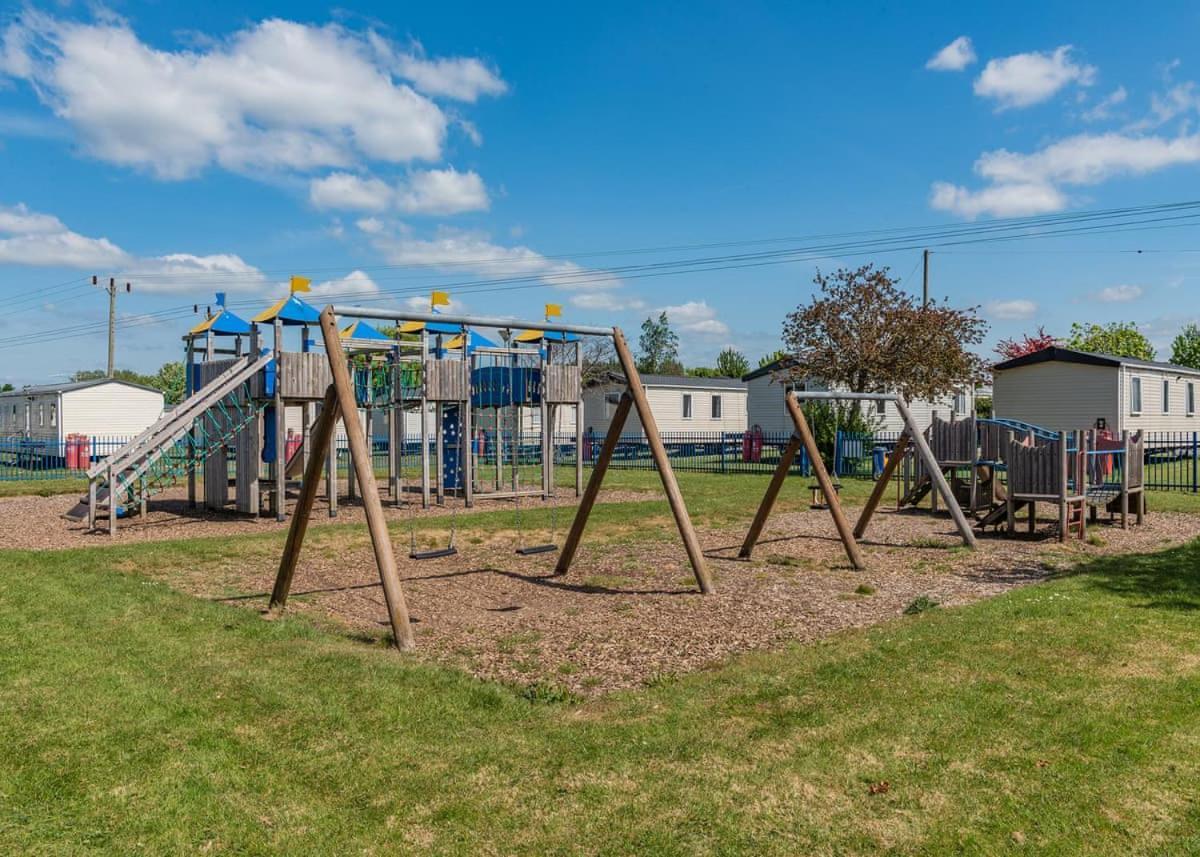 Riverside Caravan Holiday Park Bognor Regis Esterno foto
